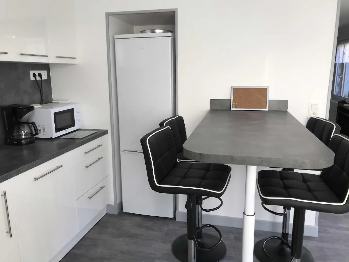Maison Avec Jardin Villa Bellerive-sur-Allier 0*,  France
